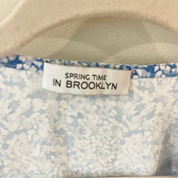 Spring Time in Brooklyn Floral Blue Wrap Mini Dress Silk Blend Woman’s size S - Picture 6 of 11